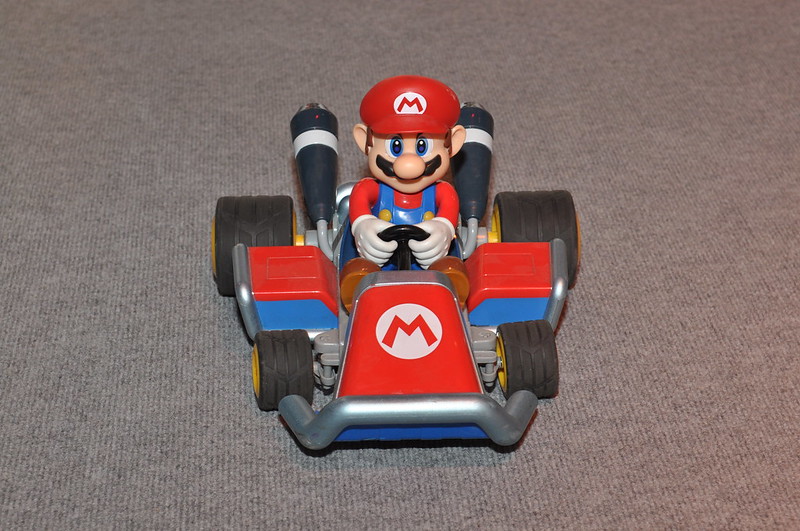 Une figurine de Super Mario Kart